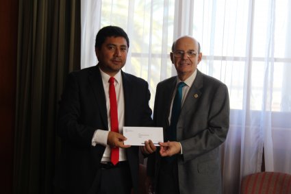 Clima Laboral: Universidad reconoce al Instituto de Filosofía y a Unidad de Tesorería - Foto 3