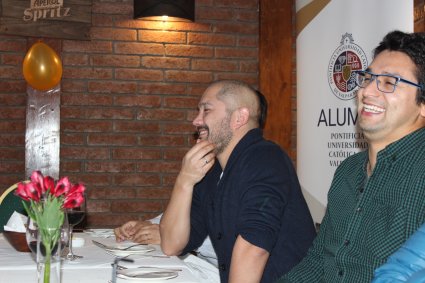 Escuela de Ingeniería Civil realizó IV Cena Alumni - Foto 3