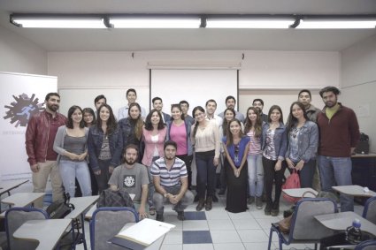 Alumni PUCV realiza Feria de Empleo y talleres para apoyar a estudiantes y egresado - Foto 4