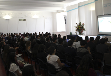 Con ceremonia solemne Vicerrectoría Académica PUCV da cierre a Programa de Formación de Ayudantes