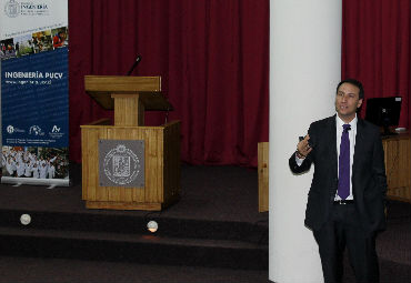 Analizan los desafíos del MOP en inauguración de año académico de la Facultad de Ingeniería