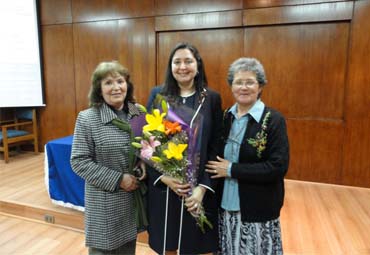 Carolina Astudillo, Nueva Graduada en Programa de Doctorado