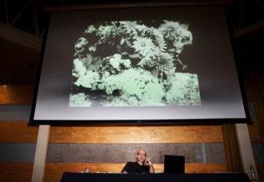 Director de cine español realizó coloquio y estrenó documental