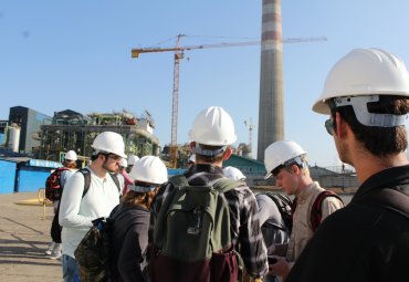 Estudiantes de intercambio de la Texas Tech University visitaron las dependencias de Codelco división Ventanas