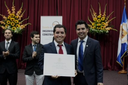 323 nuevos ingenieros egresaron de la Facultad de Ingeniería PUCV