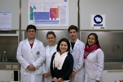 Escolares realizan pasantía de Investigación en Ecología Química