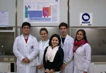 Escolares realizan pasantía de Investigación en Ecología Química