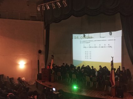 Instituto de Química participa en Interescolar de Ciencias Experimentales