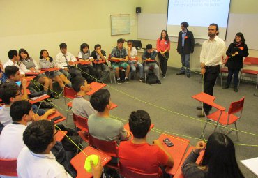 Realizan talleres de inglés gratuitos para reforzar el idioma en escolares de la región