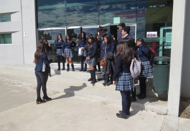 Estudiantes de la Calera visitan Instituto