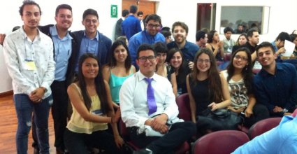 Estudiantes participan en X Encuentro de Estudiantes de Pedagogía en Ciencias Naturales