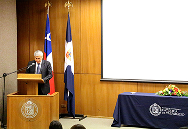 Ceremonia de Entrega de Certificados Cursos de Especialización "Responsabilidad Patrimonial del Estado" y "Derecho Administrativo Sancionador" 1