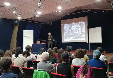 Facultad de Filosofía y Educación inauguró con éxito curso sobre el Barroco Latinoamericano