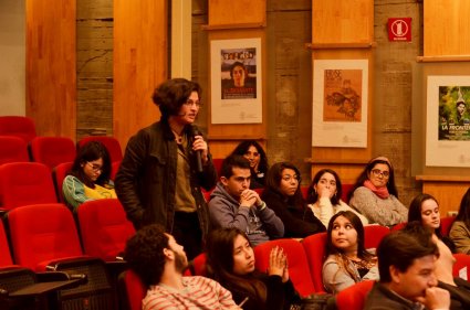 Paula Gómez Vera, directora ganadora del Emmy Internacional, precedió la charla de Inauguración del Año Académico 2018 de Periodismo PUCV