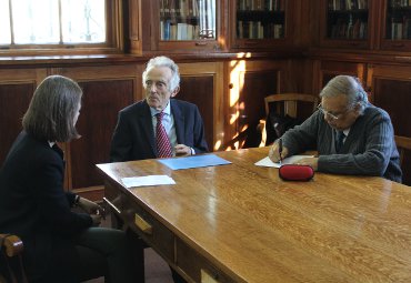 Dr. Peter Burke inauguró Simposio de Didáctica de las Ciencias Sociales: "En cierto grado, todos somos mestizos"