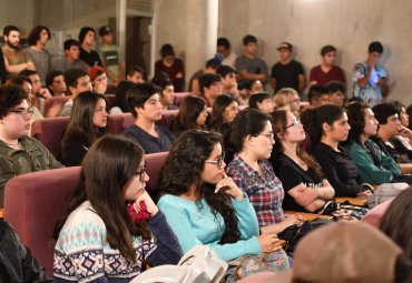 Pedagogía en Química y Cs. Naturales se acredita por 6 años