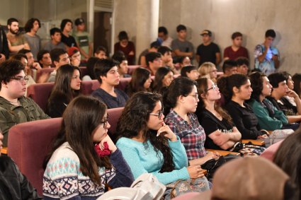 Pedagogía en Química y Cs. Naturales se acredita por 6 años