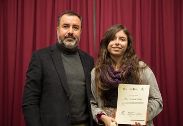 Ganadores del concurso literario “PUCV en 100 palabras” reciben sus premios e instan a continuar con la iniciativa