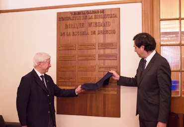 Descubrimiento placa en honor a Jorge Precht