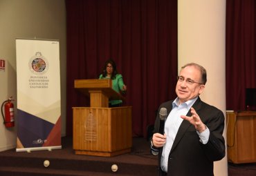 Instituto de Biología realiza encuentro multidisciplinario de arte, ciencia y educación