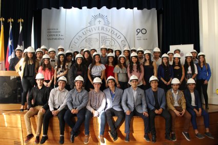 EIC realiza investidura a alumnos de 1er año 2019