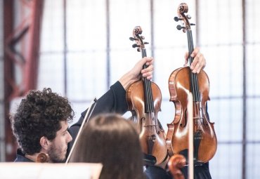 Colegio Santa Bárbara Reina de Casablanca recibió la visita de la Orquesta de Cámara PUCV para concierto educacional