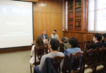 Académicos de la Escuela de Educación Física presentaron libro "Vida activa, ejercicio y salud"