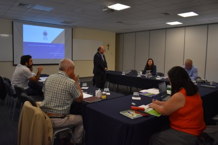 Escuela de Agronomía realiza sesión inaugural del Comité Curricular