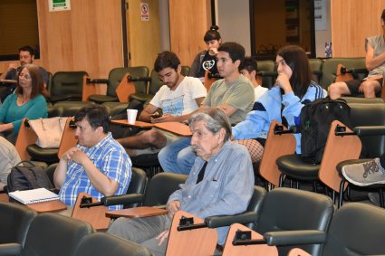 Escuela de Agronomía realiza charlas sobre libertad política y desigualdad