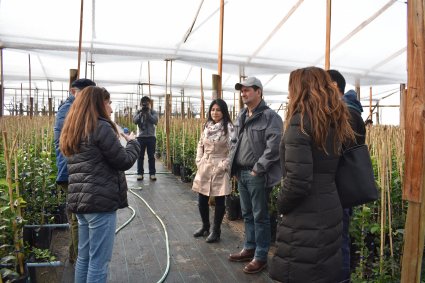 Especialista guatemalteco en agricultura orgánica, Leonel Navas, visita la Escuela de Agronomía y Estación Experimental La Palma