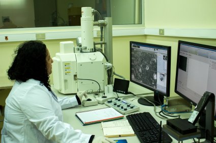 Doctorado en Ciencias con Mención en Química es acreditado por 8 años