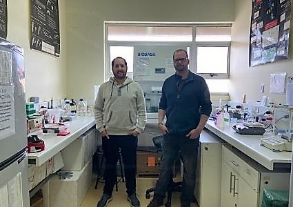 Investigadores chilenos, exalumnos del Instituto de Biología PUCV, obtienen premio “a la transformación” en “The Global Aquaculture Challenge"