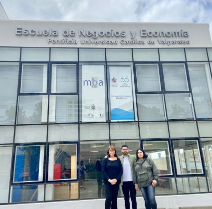 Primer Centro de Estudiantes de Ingeniería en Administración de Negocios