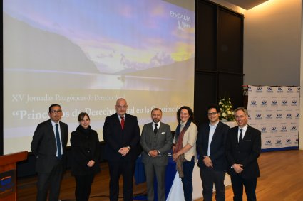 Profesora Laura Mayer expone en las XV Jornadas Patagónicas de Derecho Penal