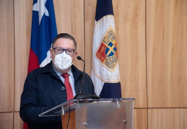 PUCV realiza ceremonias de entrega de certificados de inglés otorgados por la Universidad de Cambridge