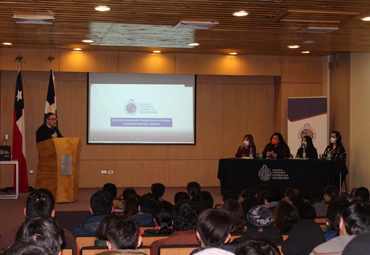 Con gran participación concluyó conversatorio PUCV “Mujeres en la ingeniería”