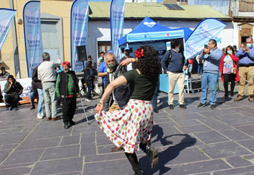 PUCV y Twitteros celebran Día de la Solidaridad en barrio La Matriz Una actividad pausada por el estallido social y la pandemia, regresó luego de tres años y trajo nuevamente la alegría y compañerismo al barrio La Matriz.