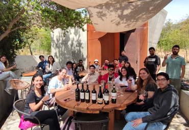 Curso de Agronomía tuvo productiva visita a viña biodinámica