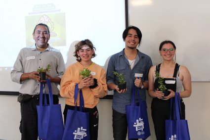 Día de la Innovación se celebró con estudiantes de las Escuelas de Ingeniería Bioquímica y Agronomía de la PUCV resolviendo problemáticas reales del rubro agrícola