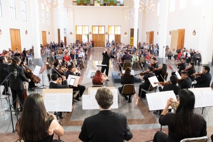 Orquesta y Coro de la PUCV ofrecieron vibrante concierto navideño en Limache