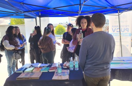 Dirección de Inclusión participa en Feria Vive Salud PUCV