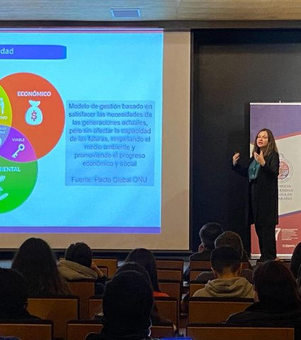 Conversatorio sobre negocios sostenibles en la Región de Valparaíso