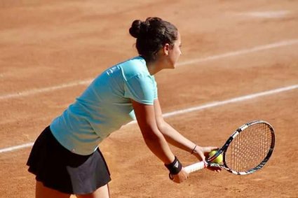 Egresada de Ingeniería Comercial competirá para representar a la PUCV en torneo de tenis nacional universitario