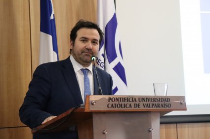 Fiscalía Regional y Derecho PUCV realizaron exitoso seminario en derecho penal y política criminal