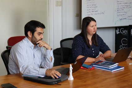 Coordinadora de la Oficina de Innovación y Transferencia de Tecnología de la Universidad de El Salvador visita la PUCV