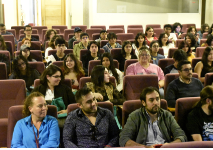 Con diversas actividades, el Instituto de Biología PUCV recibe a sus nuevos estudiantes