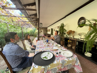 Piscicultura Río Blanco firma convenio con restaurante Río, Comedor de Montaña en Río Colorado