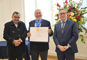 Luis Rodríguez es el nuevo Profesor Emérito de la PUCV