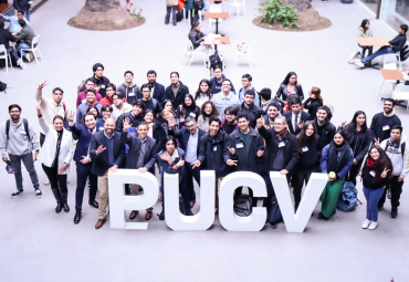 Exitosa convocatoria de estudiantes de Derecho e Ingeniería PUCV en actividad “Match Making- camino al Innova Day 2024”