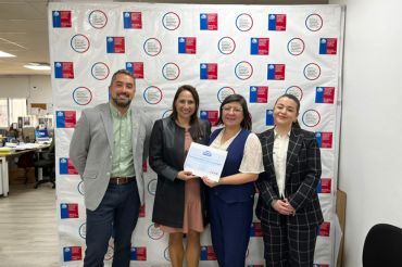 PUCV recibe reconocimiento del Servicio Nacional de Protección Especializada a la Niñez y Adolescencia por su compromiso con la inclusión y educación de jóvenes en la región de Valparaíso